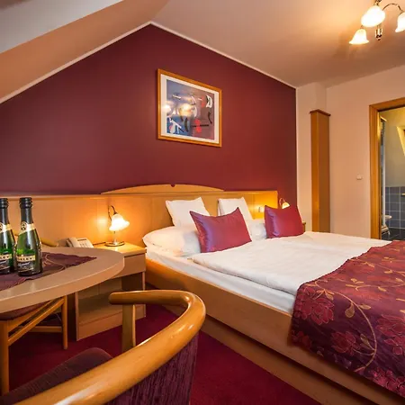Kalvaria Hotel Gyor