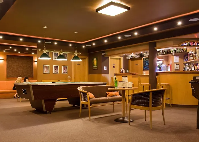 فندق Kalvaria غيور