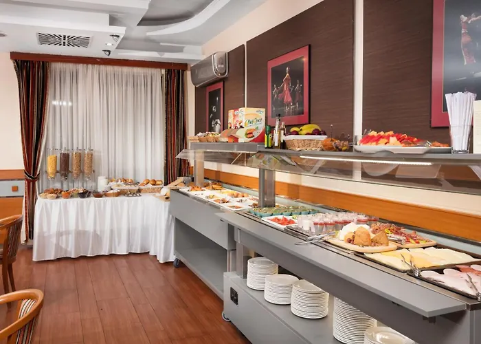 فندق Kalvaria غيور